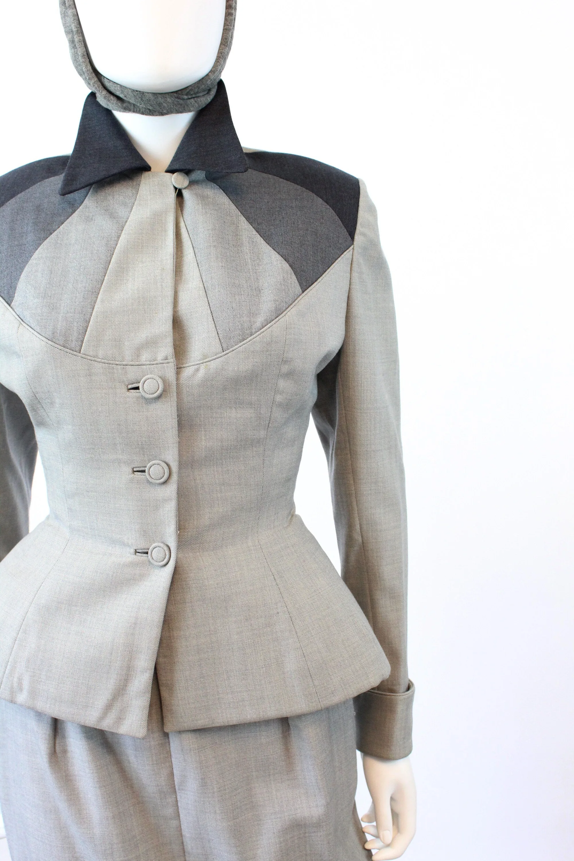 1950s LILLI ANN sharkskin peplum SUIT xs | new winter
