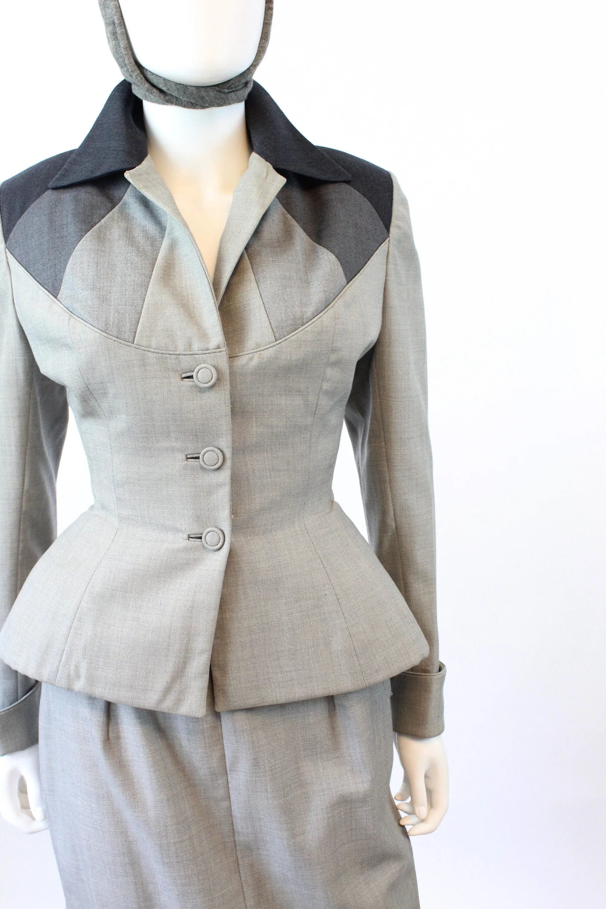 1950s LILLI ANN sharkskin peplum SUIT xs | new winter