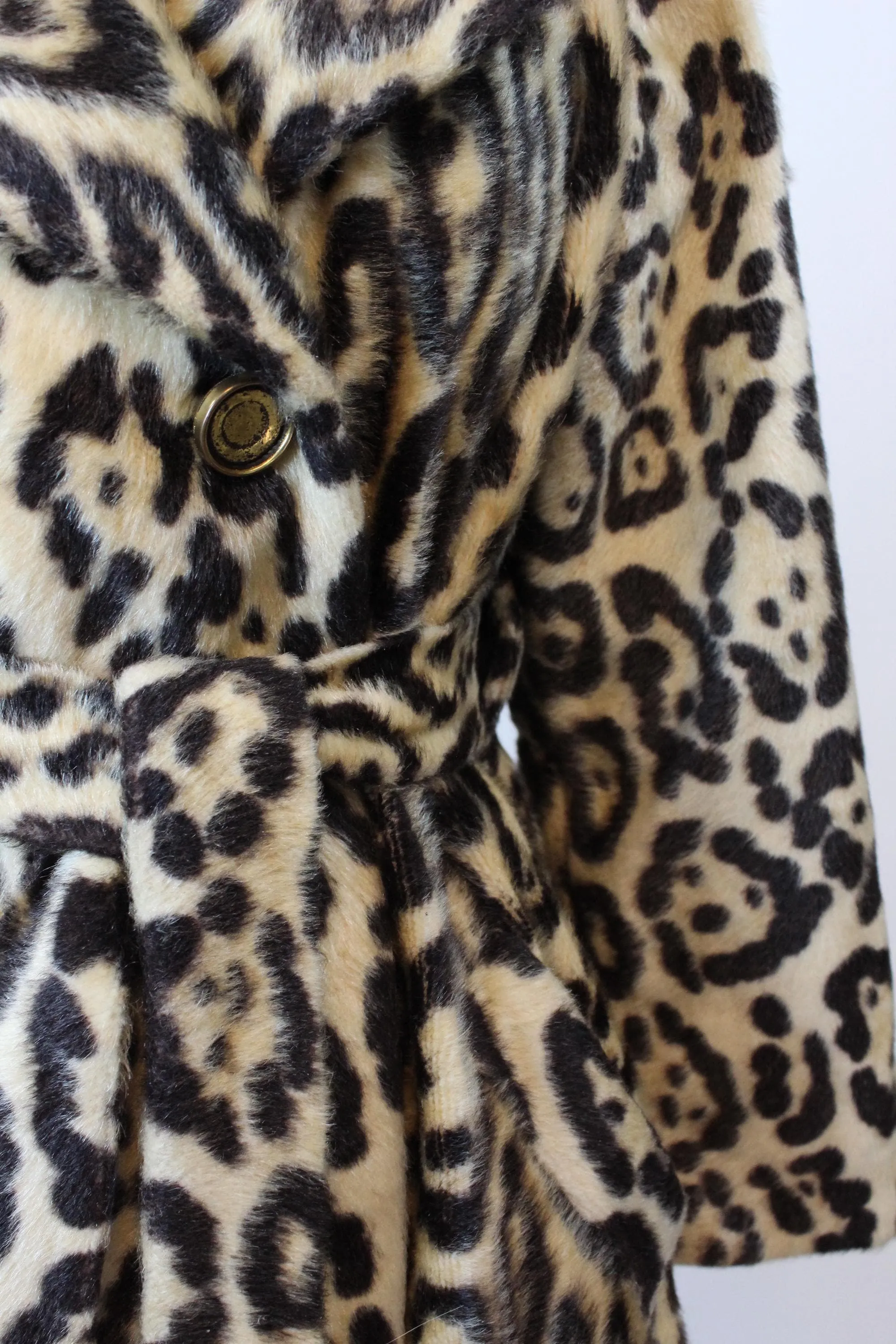1960s 1969 documented SAFARI faux jaguar coat | new fall winter