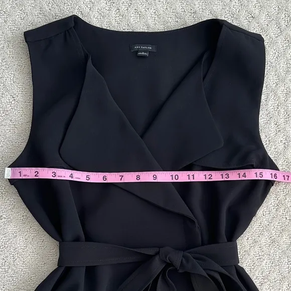 Ann Taylor Sleeveless Trench Wrap Dress Black Size 8