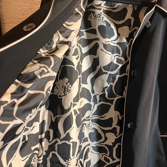 Anne Klein Black and White Trench Coat with Wide Collar
