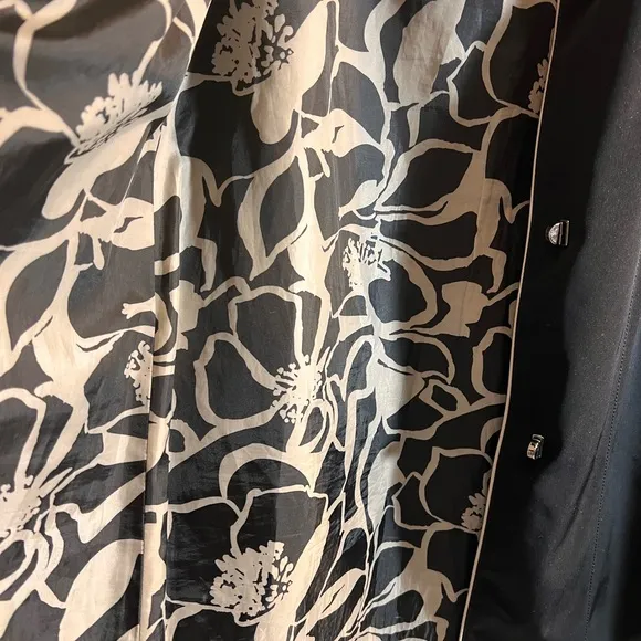 Anne Klein Black and White Trench Coat with Wide Collar