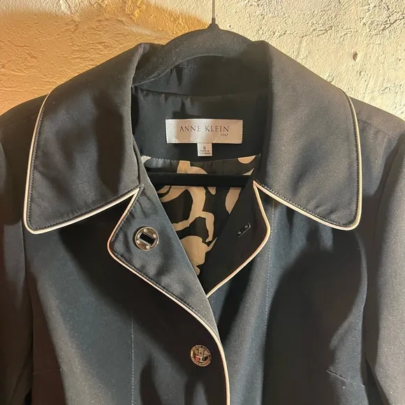 Anne Klein Black and White Trench Coat with Wide Collar