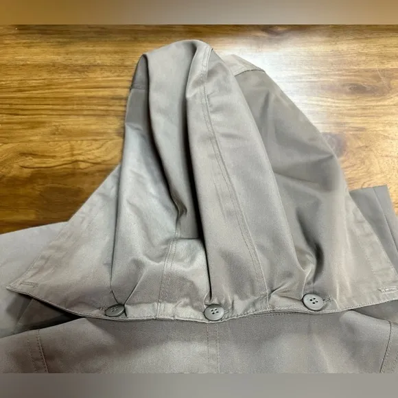 Calvin Klein Belted Button Up Trench Coat Women's Size Medium Brown/Taupe Color