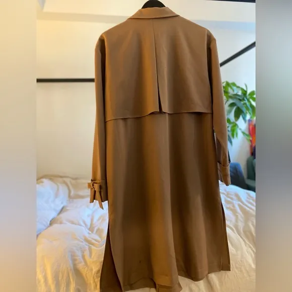 Daniel Rainn camel trench coat, Size L