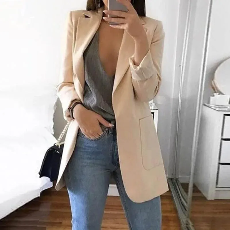 Elaila - Modern muse suit jacket