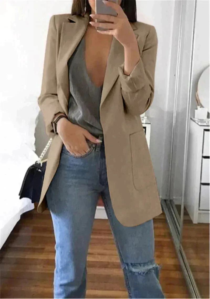 Elaila - Modern muse suit jacket