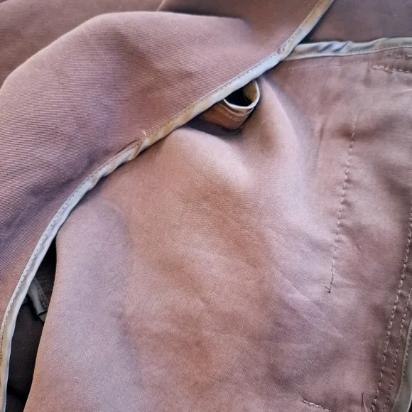 Express brand&quot;Expression in A Trench&quot; Belted preppy core trench coat.