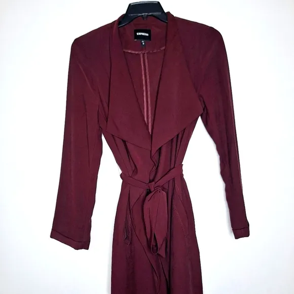 Express brand&quot;Expression in A Trench&quot; Belted preppy core trench coat.