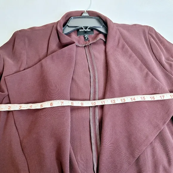 Express brand&quot;Expression in A Trench&quot; Belted preppy core trench coat.