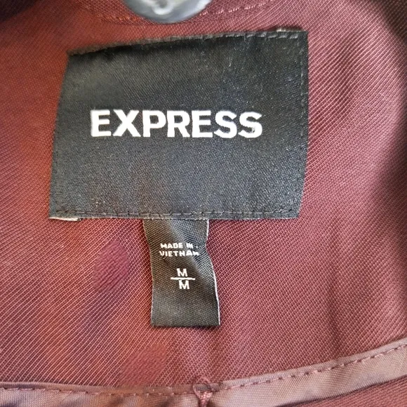 Express brand&quot;Expression in A Trench&quot; Belted preppy core trench coat.