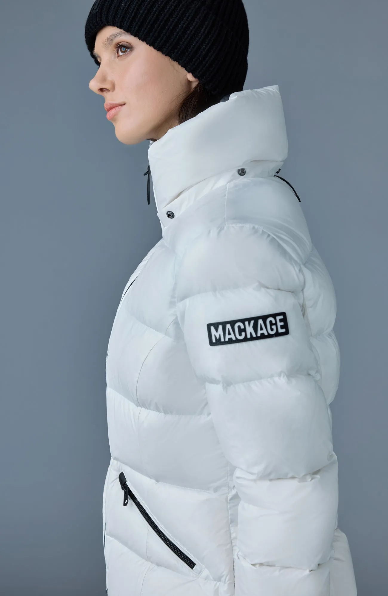 MADALYN lustrous light down jacket with hood for ladies White