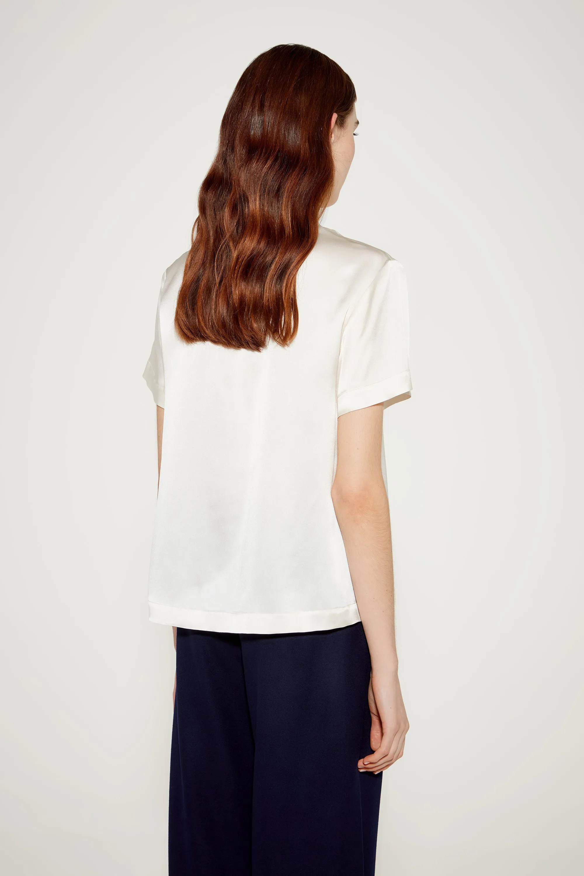 NELL TOP