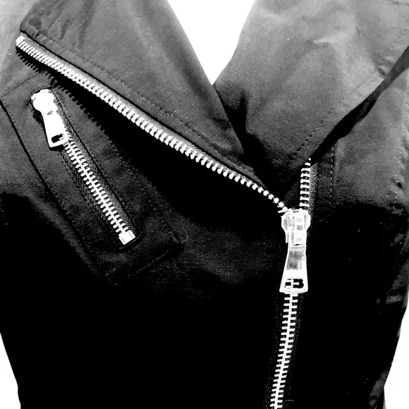 NEW Bebe Fit &amp; Flare Sleeveless Moto Trench