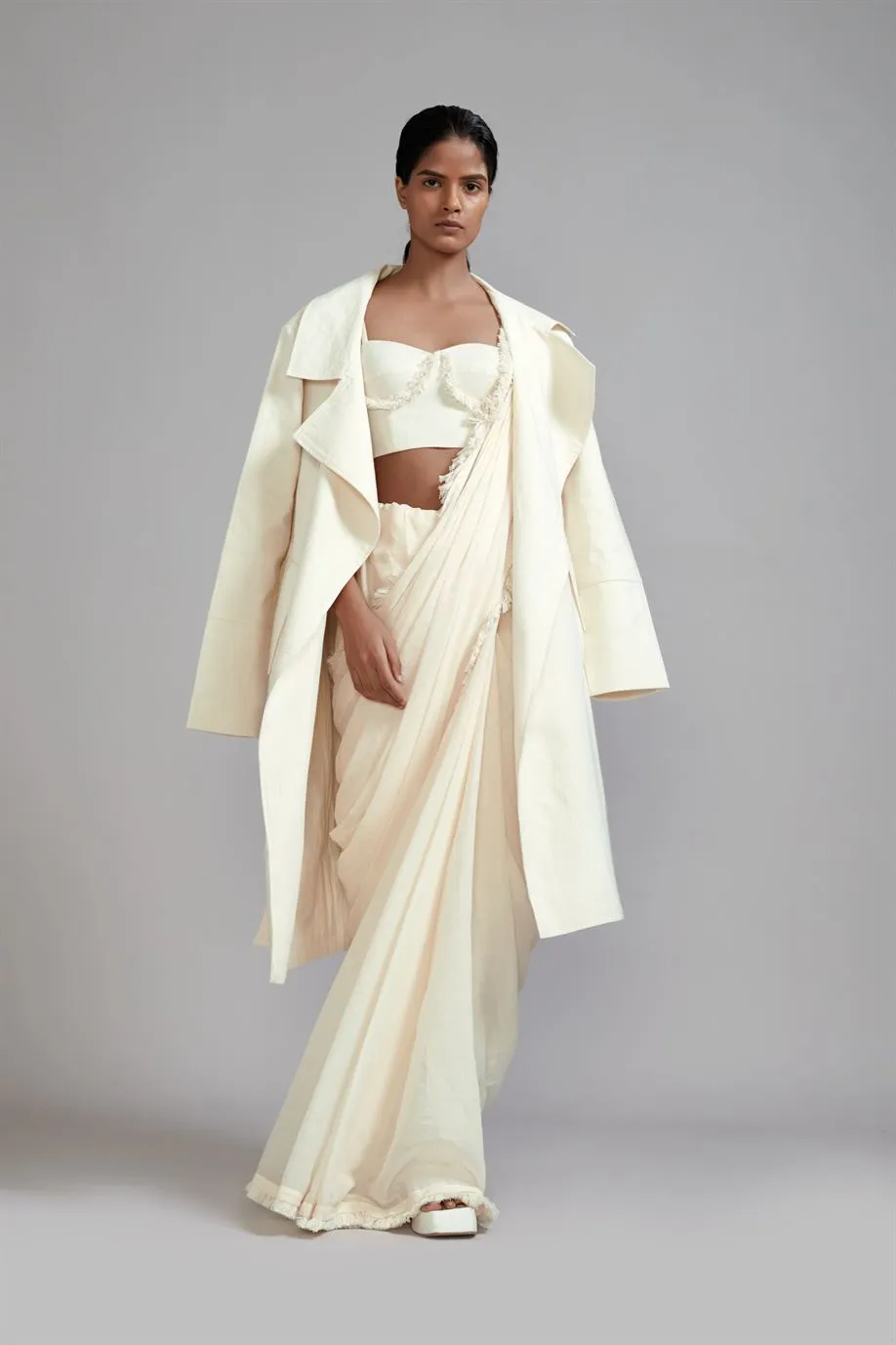 New Season Summer/Fall 2024-Coord Set Fringed Saree-Corset-Jacket Cotton Offwhite-MT FR Jack Saree Corset-ML Offwhite 3pcs-Fashion Edit Mati