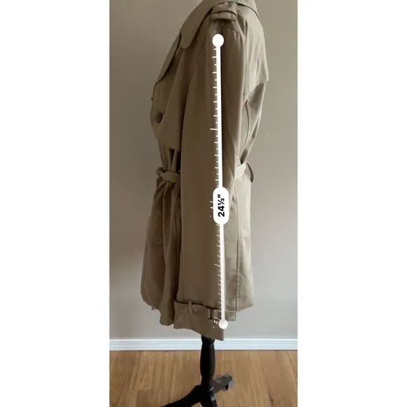 NWOT Weather Tamer short belted khaki trench coat. Size L.
