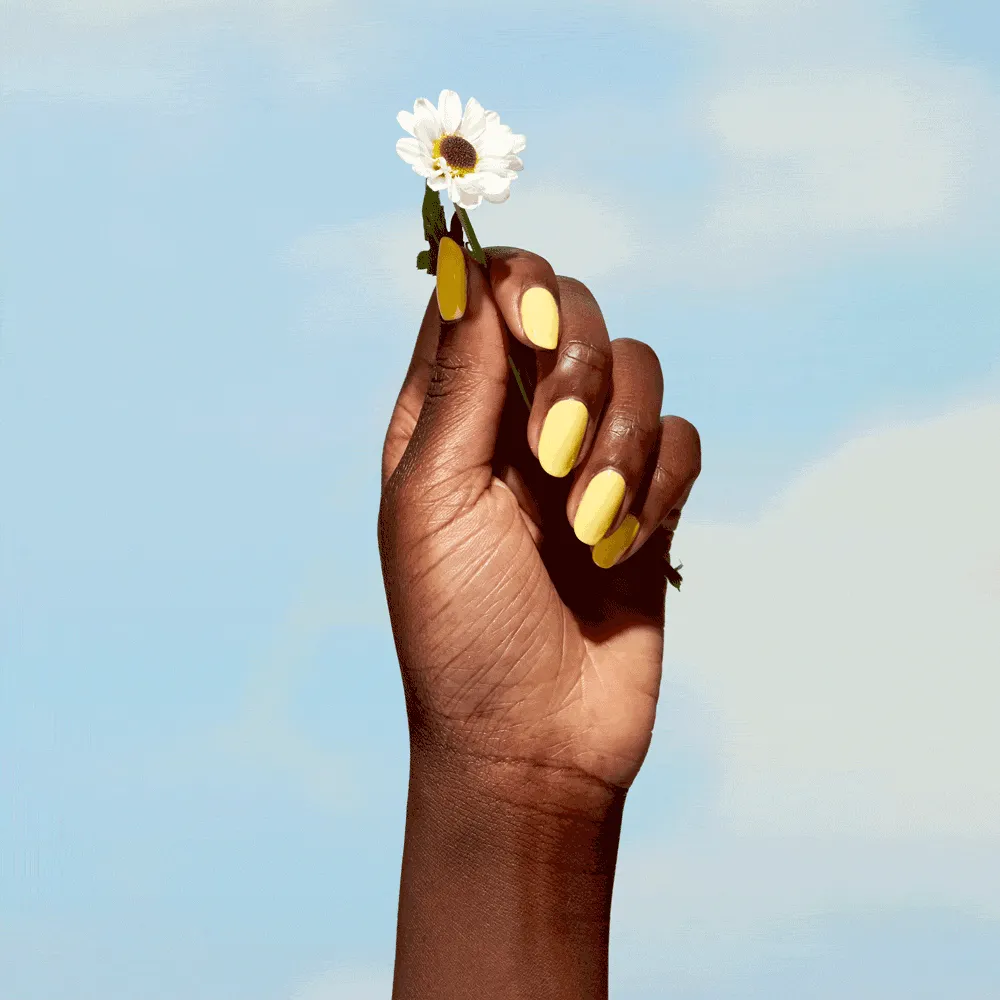 OPI Nature Strong - Make My Daisy NAT030