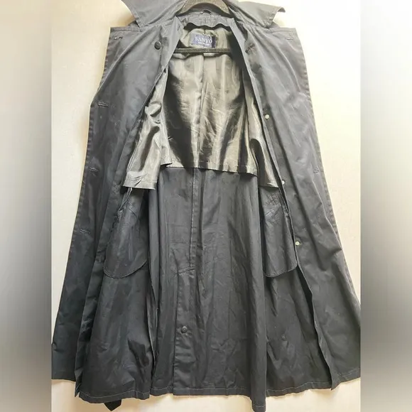Sanyo black belted trench jacket 22” PTP (M/L)