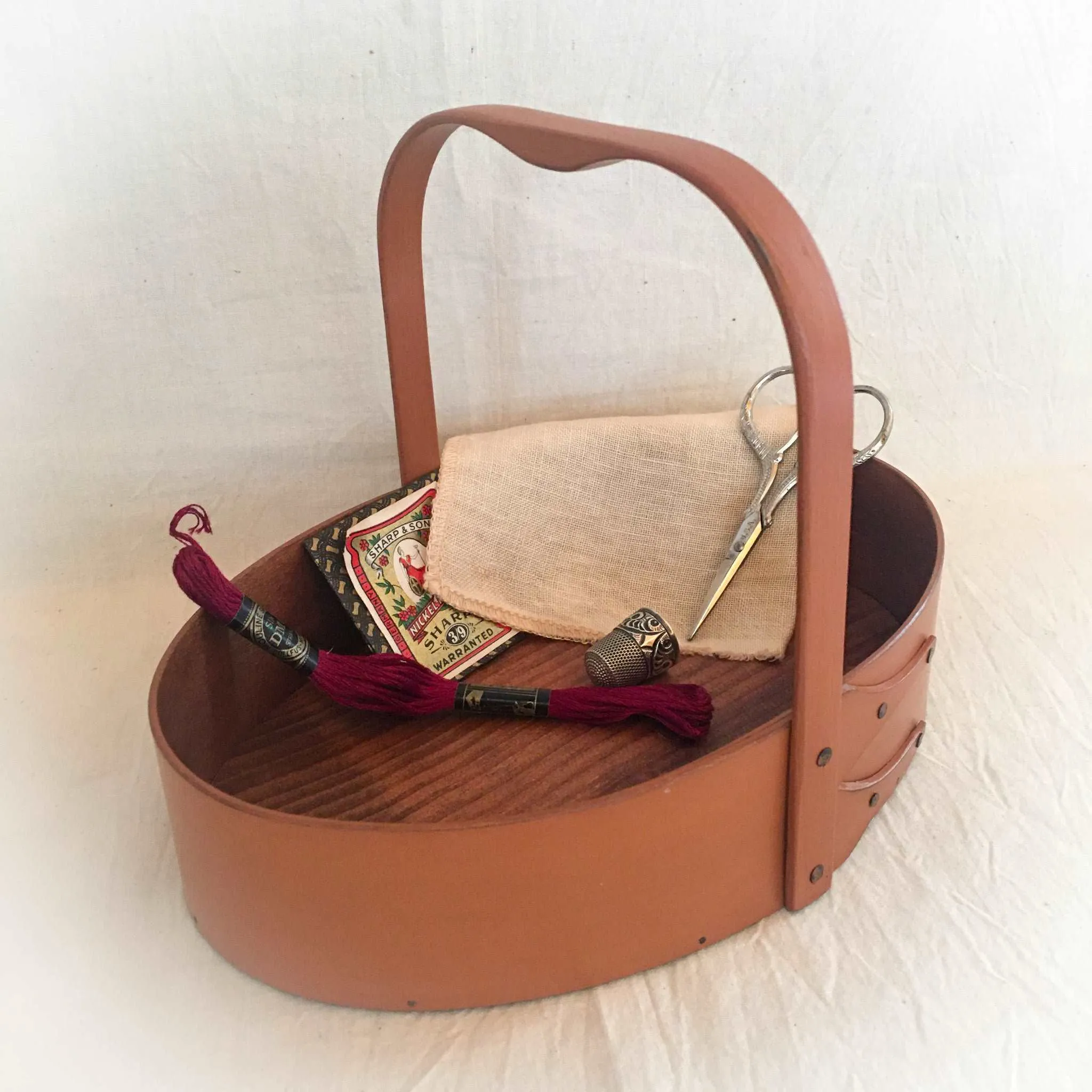 Small Shaker Sewing Carrier