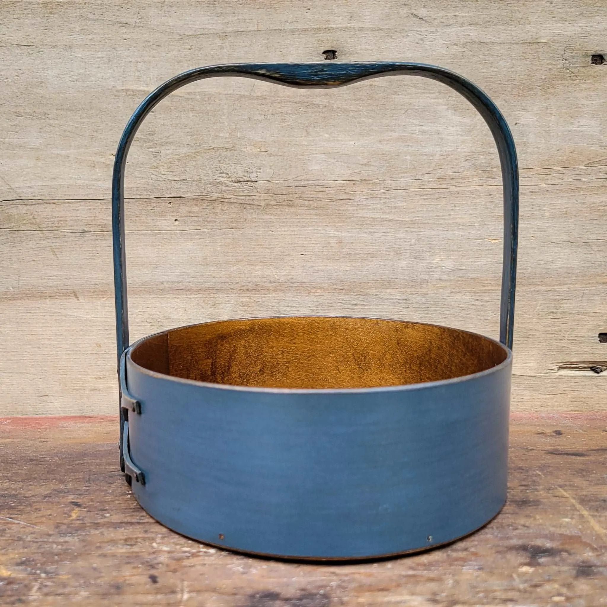 Small Shaker Sewing Carrier