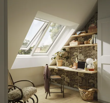 VELUX GPLS FPK08 2070 2-in-1 Double Glazed Top-Hung Window (155 x 140cm)
