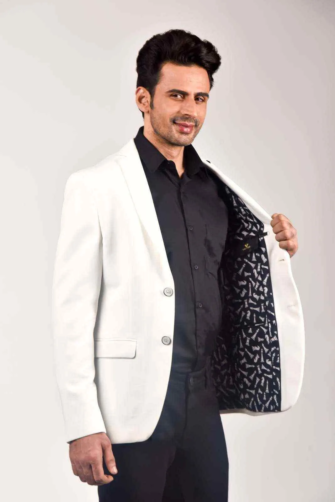 White Knitted Blazer